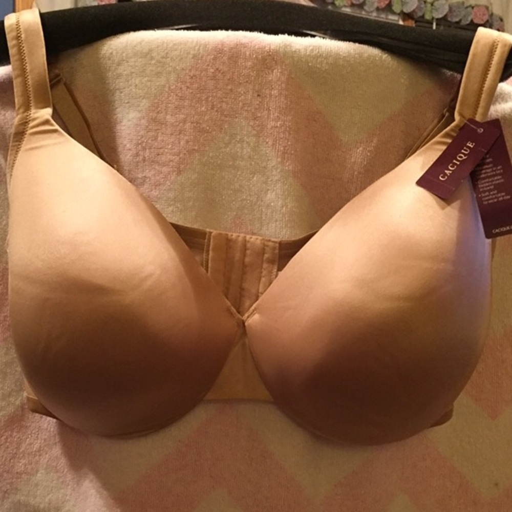New 42DD and 42DDD Cacique underwire bras NEW